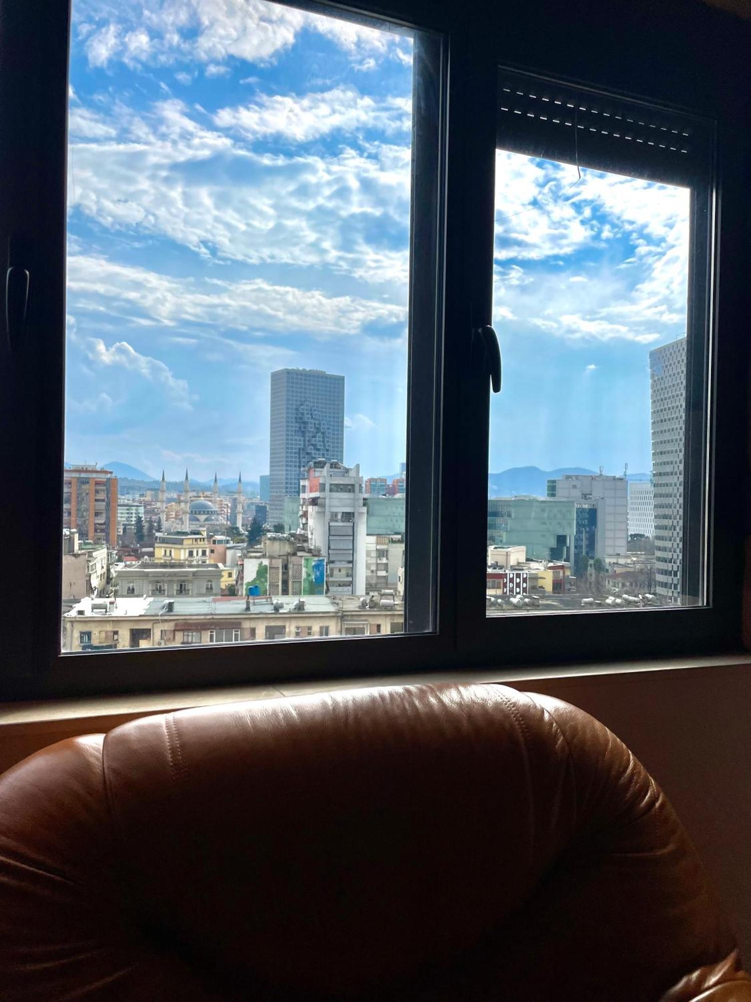 Easy Peasy - 9Th Floor View Downtown Apartment Tirana Exterior photo
